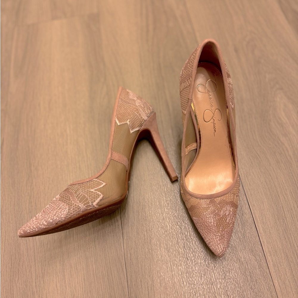 Jessica Simpson Pink Pums